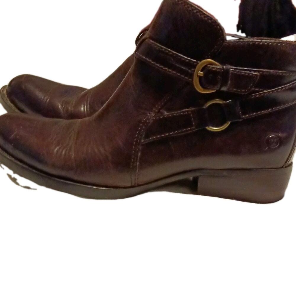 Born Regis Brown Leather Ankle Bootie Buckle Strap Side Zip Almond Toe Sz 7.5 M